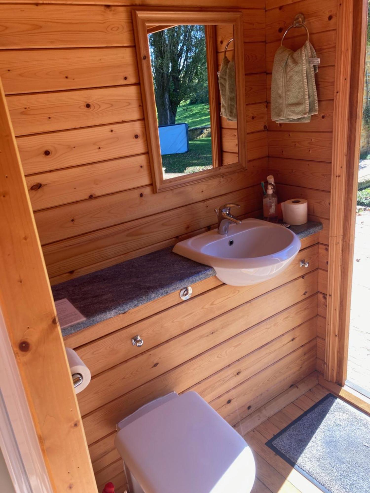 Exclusive 2 Bedroom Apartment With Summer House And Hot Tub ダベントリー エクステリア 写真